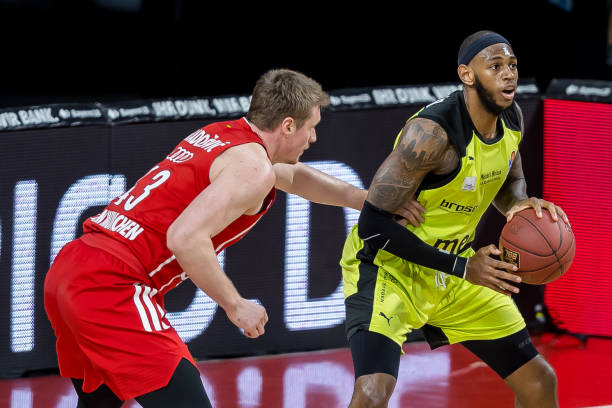 助球队取得 助球队取得