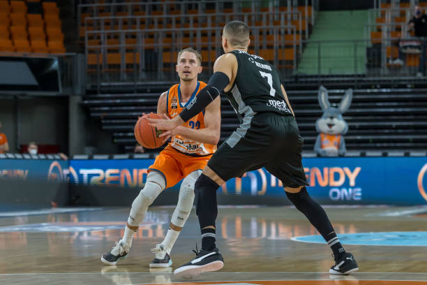 在关键时刻 在关键时刻